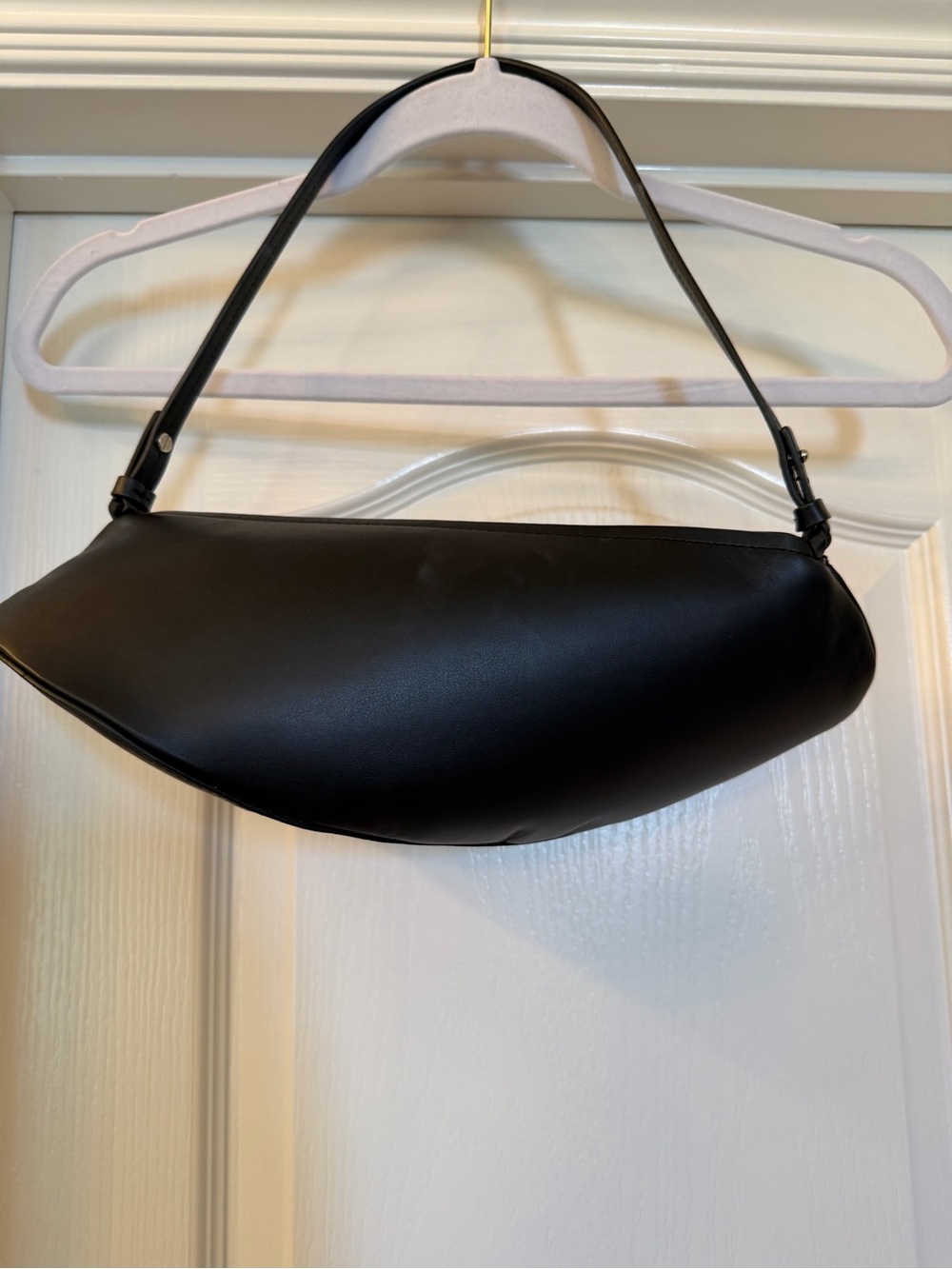 COS Black Crescent Shoulder Bag never worn - Picture 2 of 2